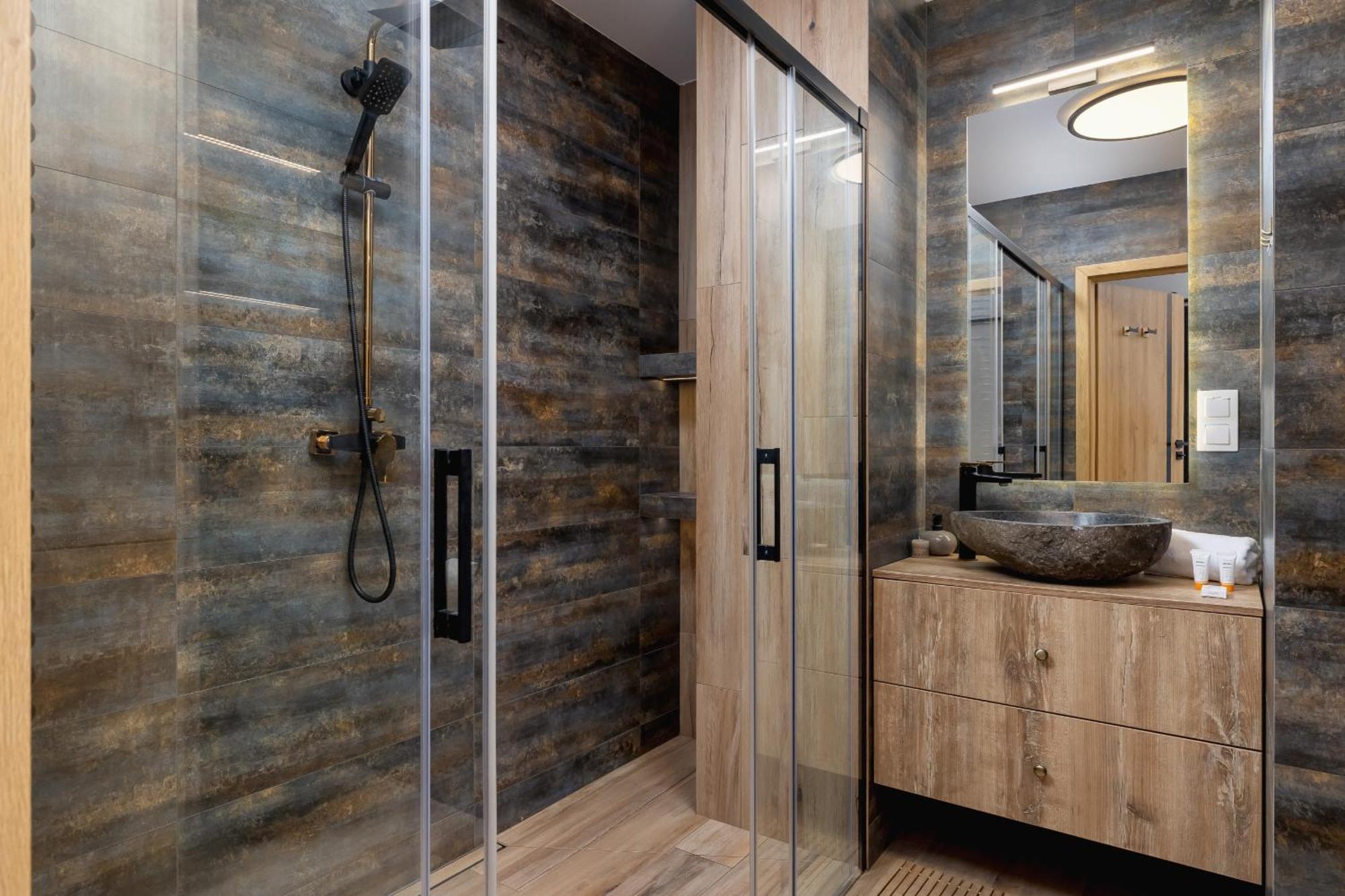 Exclusive Apartment In Katowice With Balcony, Parking, Gym And Sauna By Noclegi Renters ภายนอก รูปภาพ