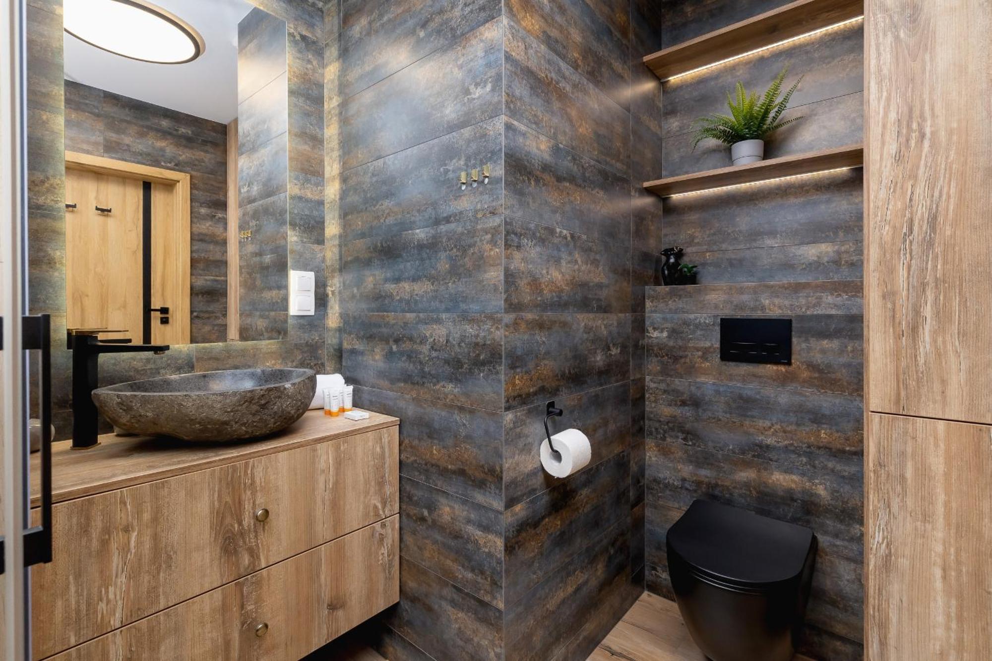Exclusive Apartment In Katowice With Balcony, Parking, Gym And Sauna By Noclegi Renters ภายนอก รูปภาพ