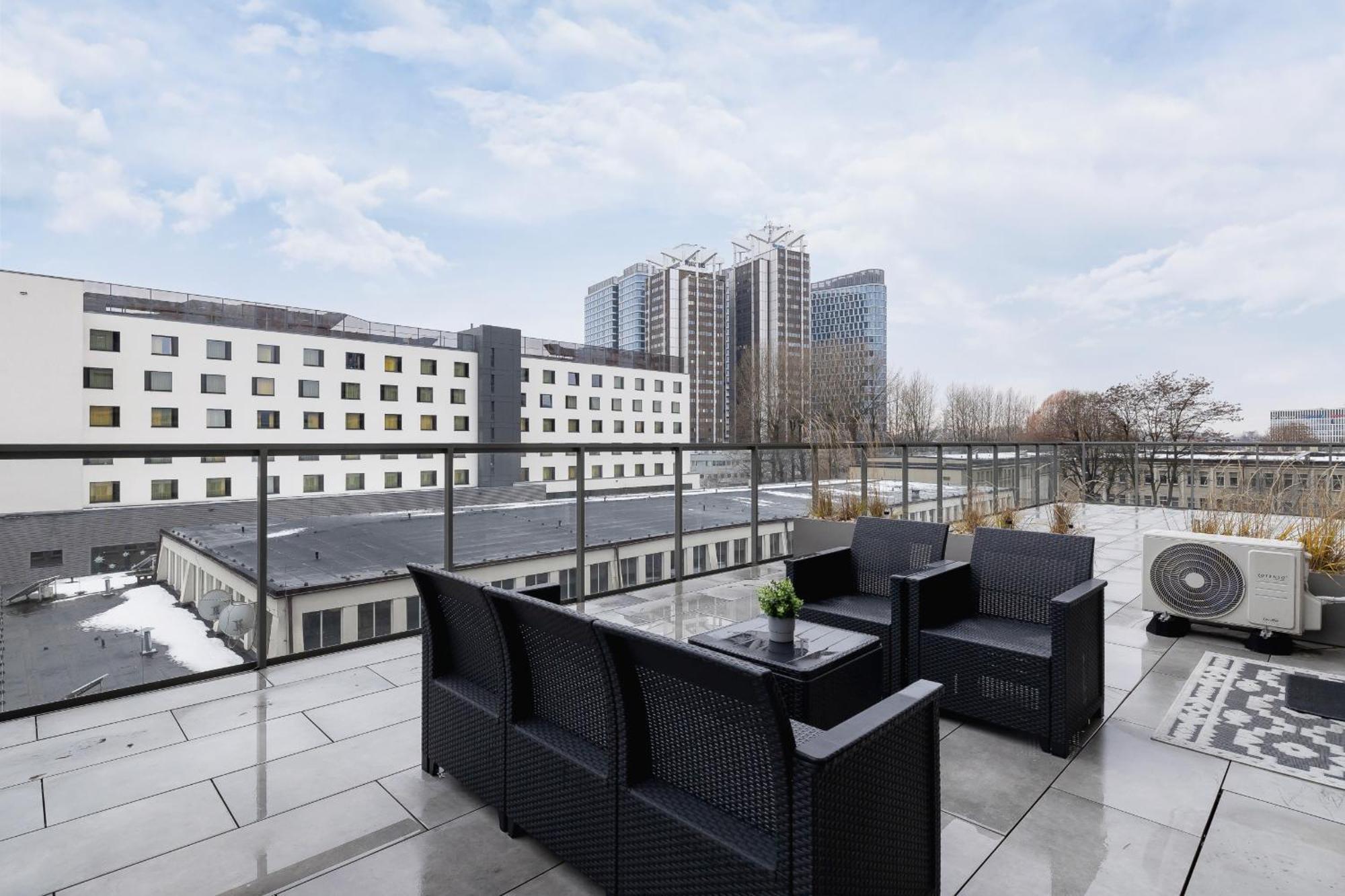 Exclusive Apartment In Katowice With Balcony, Parking, Gym And Sauna By Noclegi Renters ภายนอก รูปภาพ